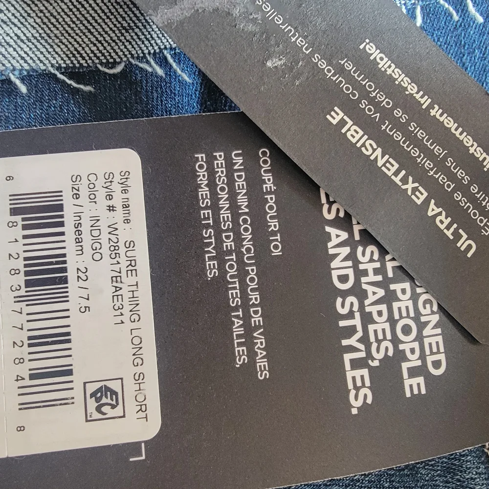 Silver‎ Jeans Blue Long Shorts